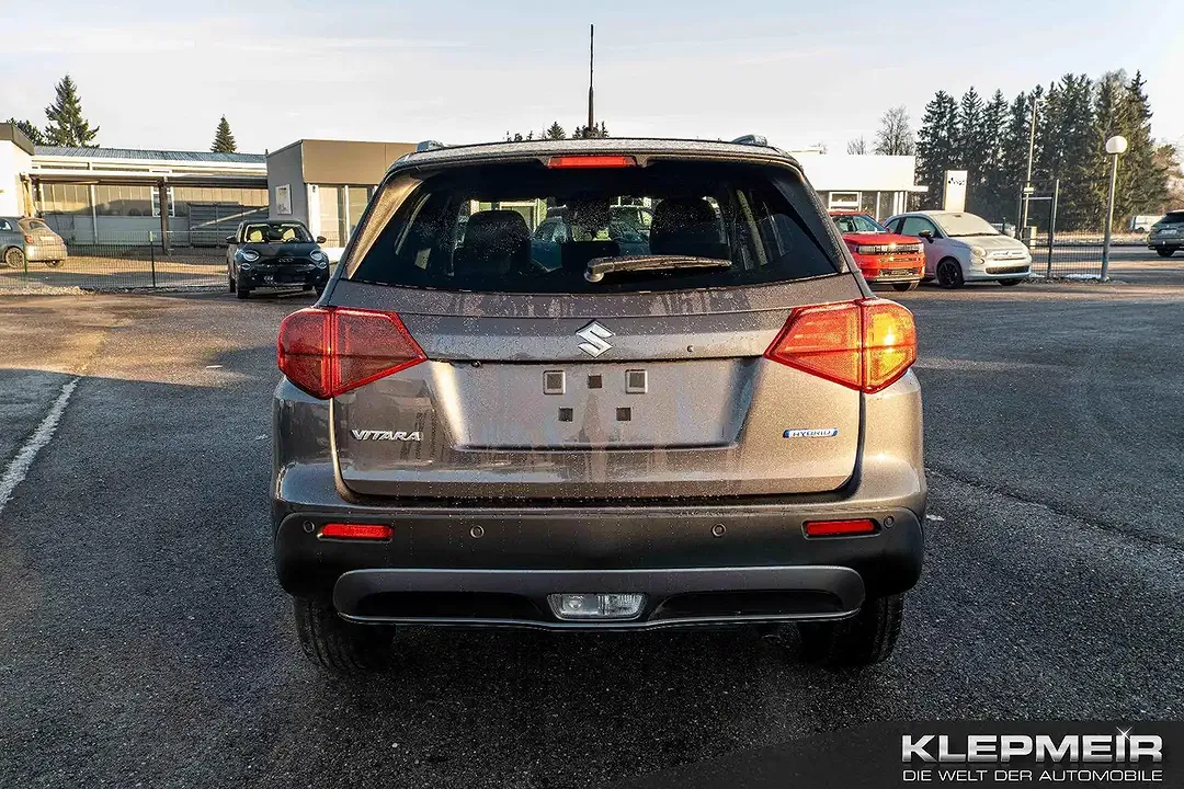 Suzuki Vitara - Thumbnail 6