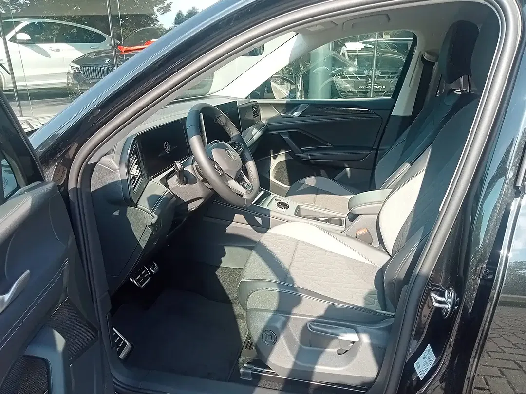 Volkswagen Tiguan - Thumbnail 9