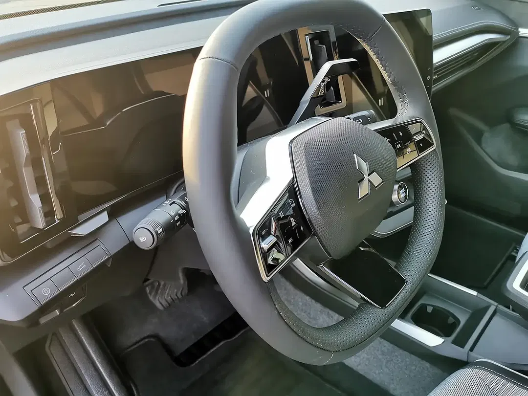 Mitsubishi Eclipse Cross - Thumbnail 10