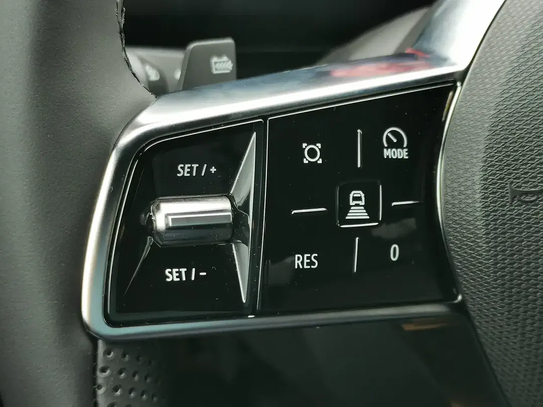 Mitsubishi Eclipse Cross - Thumbnail 11