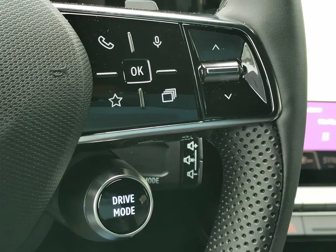 Mitsubishi Eclipse Cross - Thumbnail 12