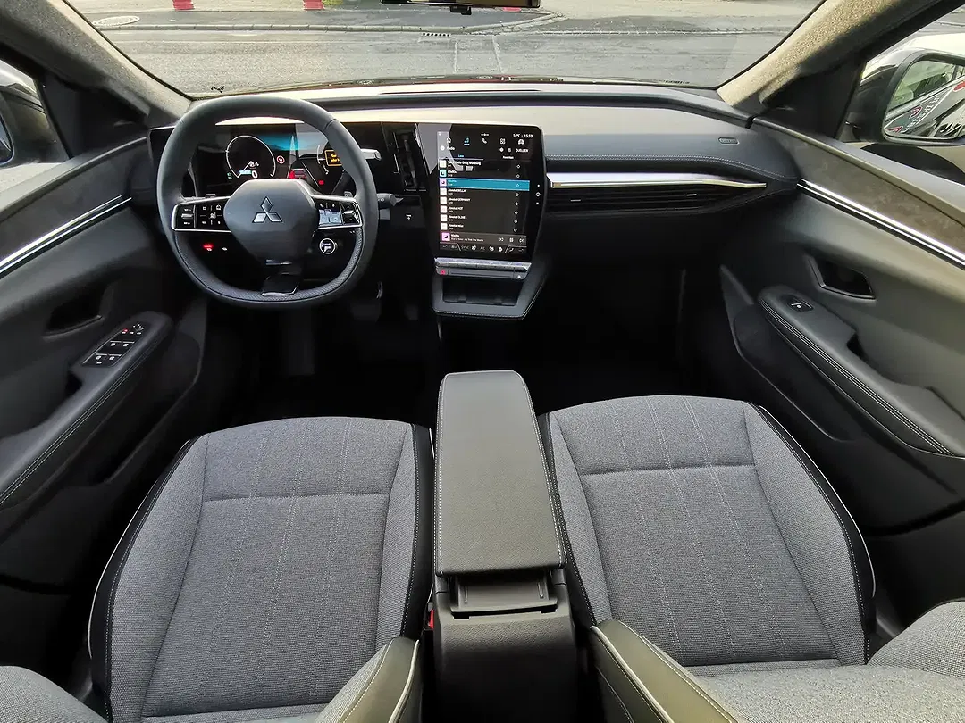 Mitsubishi Eclipse Cross - Thumbnail 14