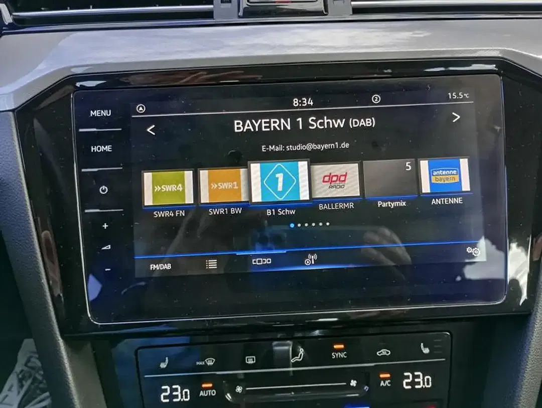 Volkswagen Passat Variant - Thumbnail 10