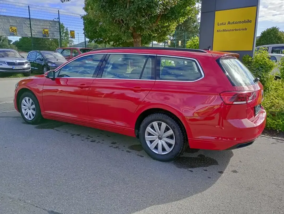 Volkswagen Passat Variant - Thumbnail 2