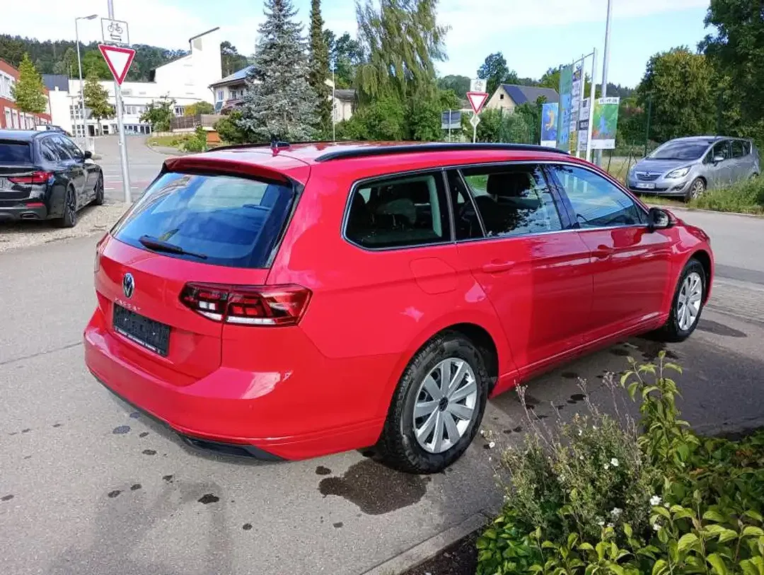Volkswagen Passat Variant - Thumbnail 3