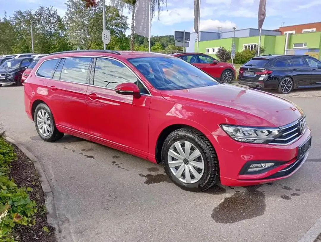 Volkswagen Passat Variant - Thumbnail 4