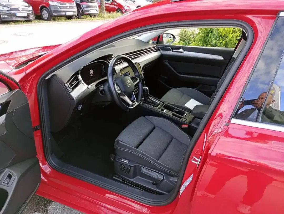 Volkswagen Passat Variant - Thumbnail 5