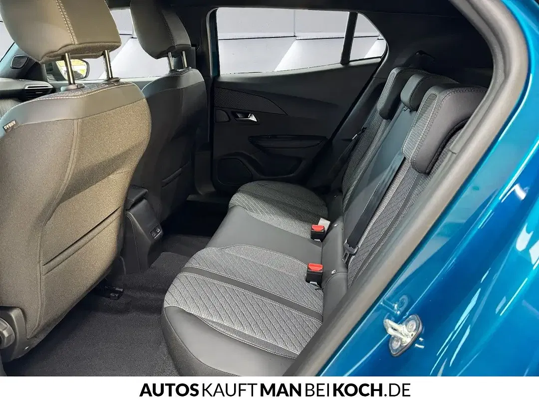 Peugeot 2008 - Thumbnail 6