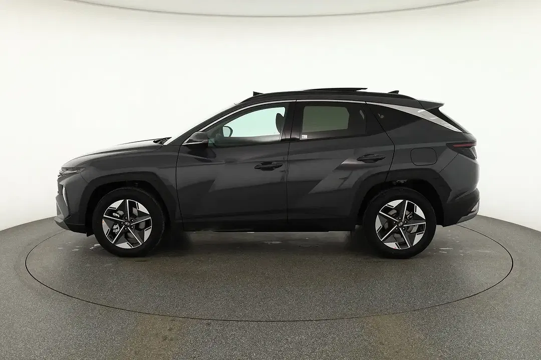 Hyundai TUCSON - Thumbnail 1