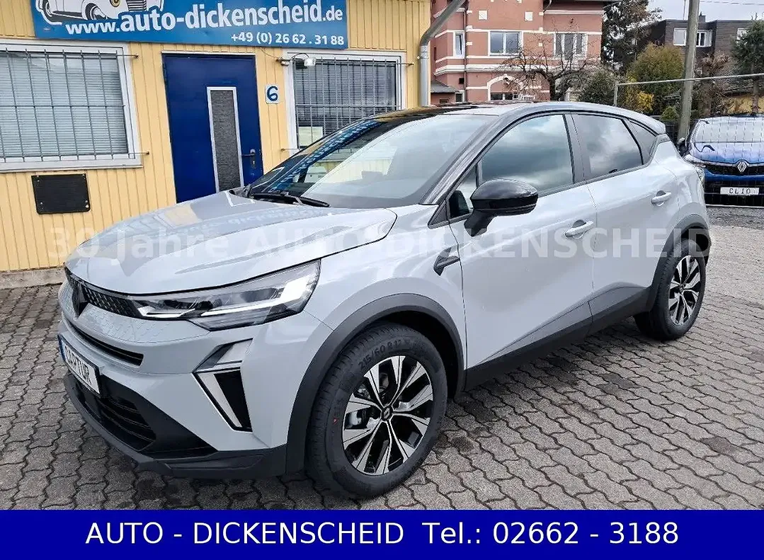 Renault Captur - Thumbnail 1