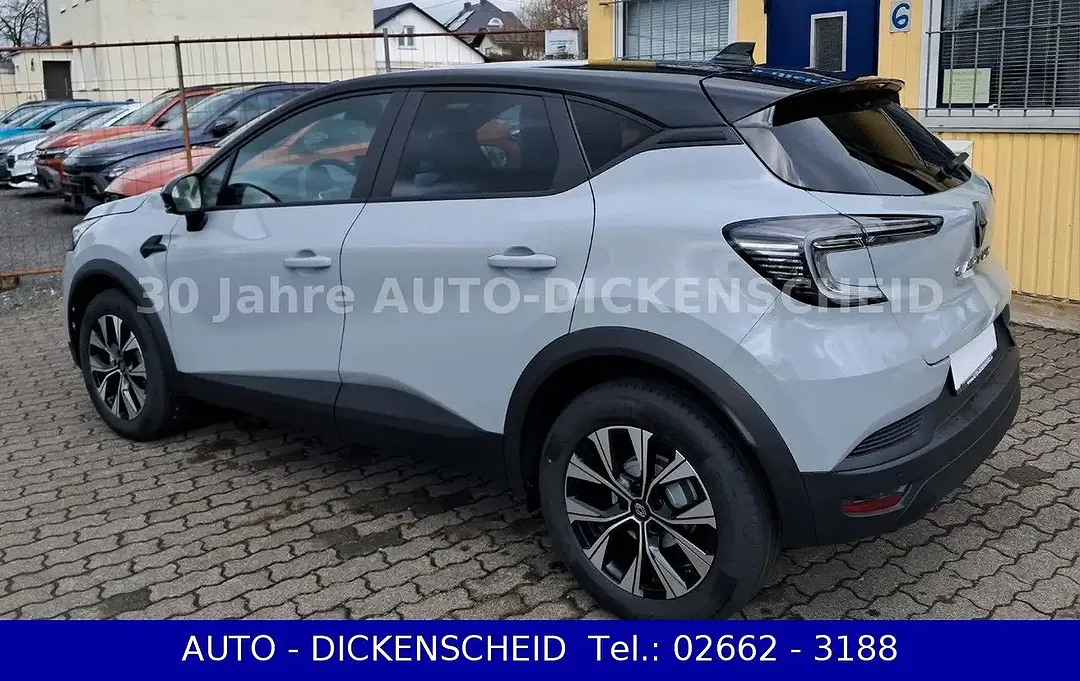 Renault Captur - Thumbnail 3