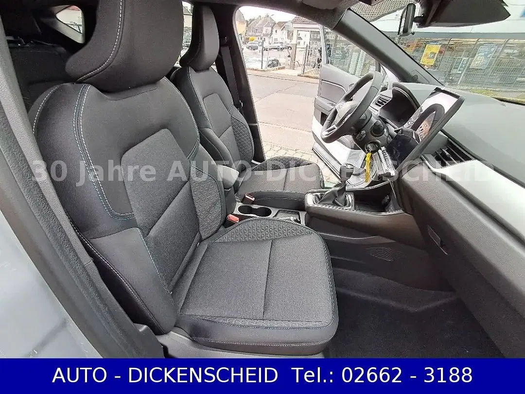 Renault Captur - Thumbnail 9