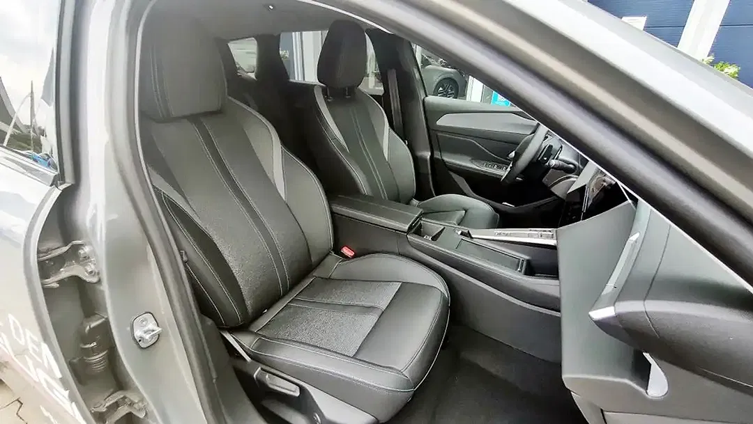 Peugeot 308 - Thumbnail 14