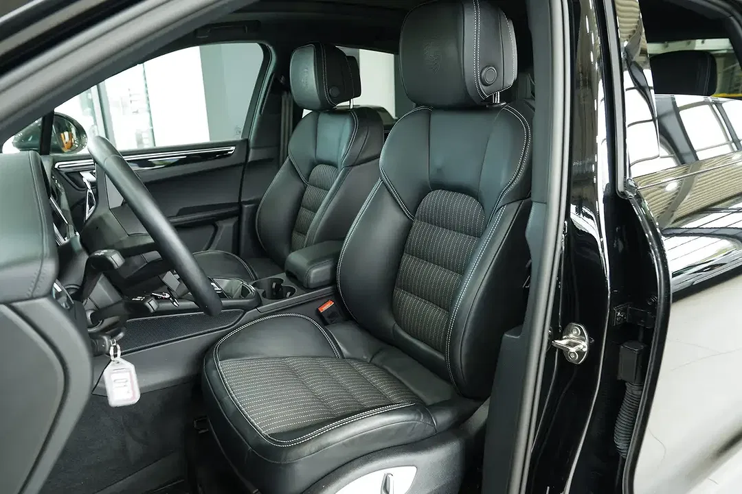 Porsche Macan - Thumbnail 11