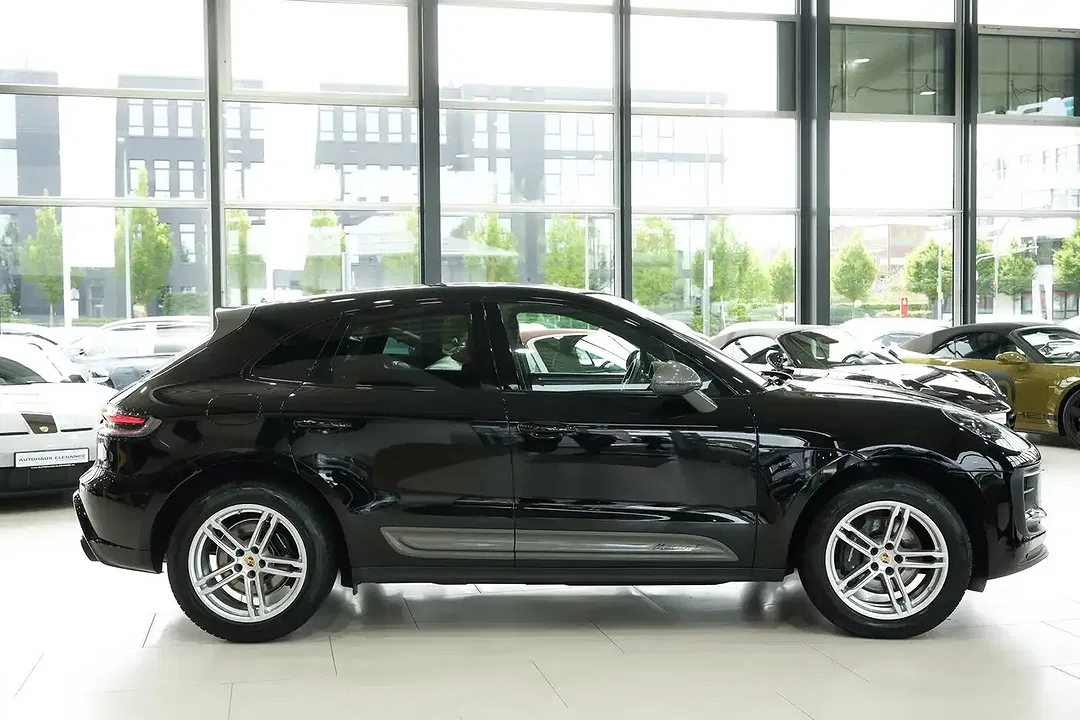 Porsche Macan - Thumbnail 6