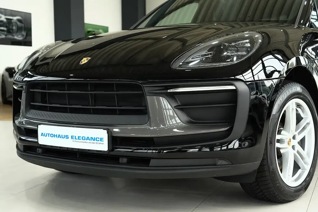 Porsche Macan - Thumbnail 8