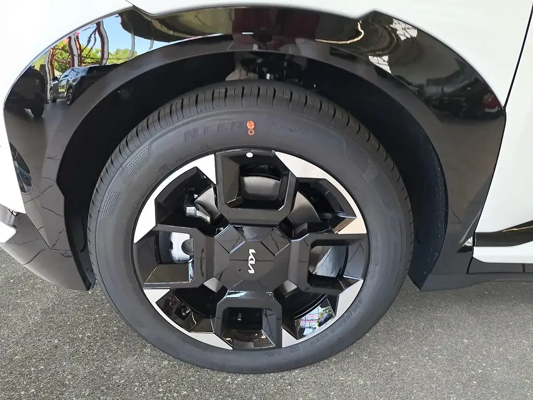 Kia EV5 - Thumbnail 7