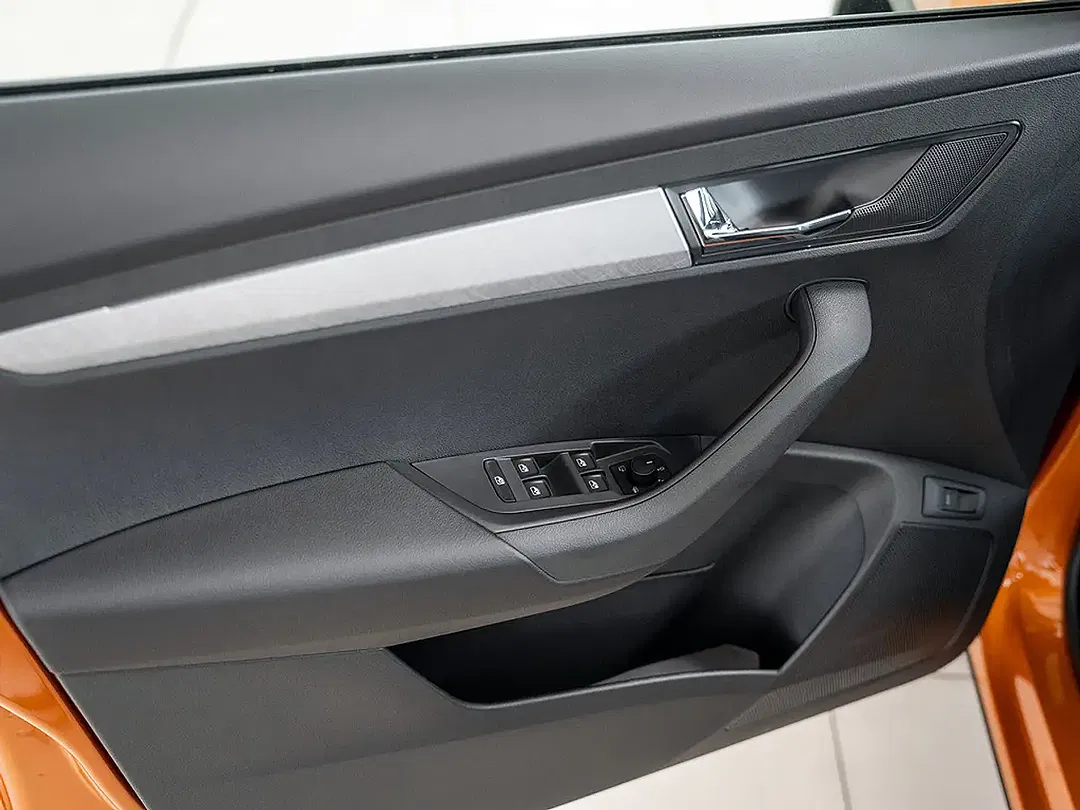 Skoda Karoq - Thumbnail 13