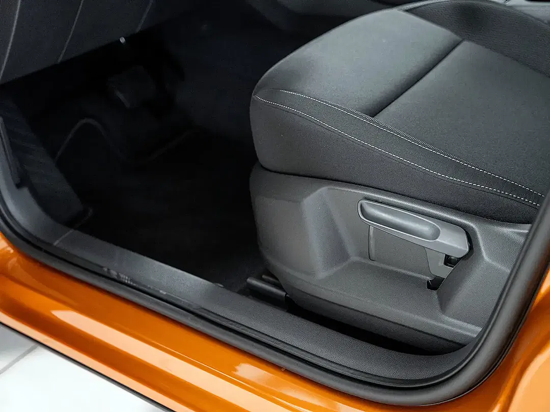 Skoda Karoq - Thumbnail 14
