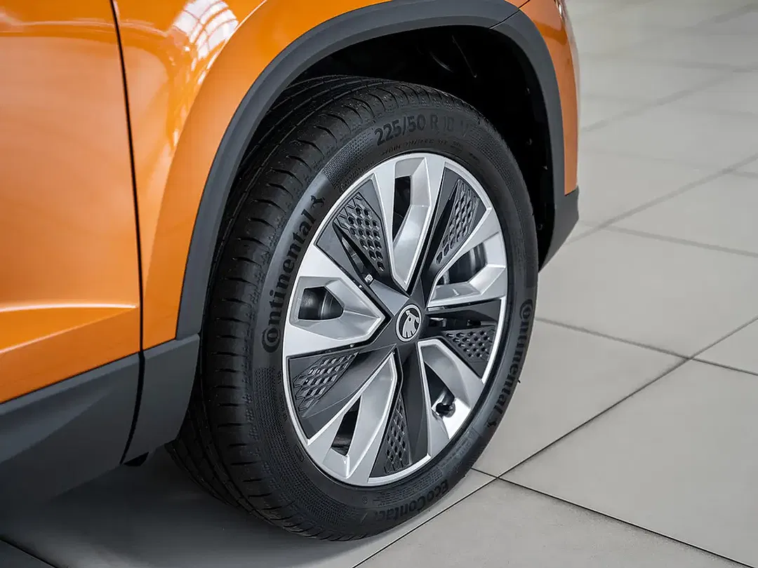 Skoda Karoq - Thumbnail 5