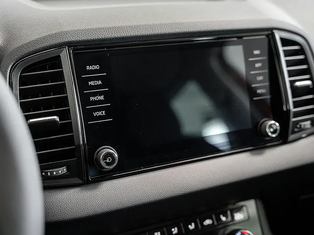 Skoda Karoq - Thumbnail 7