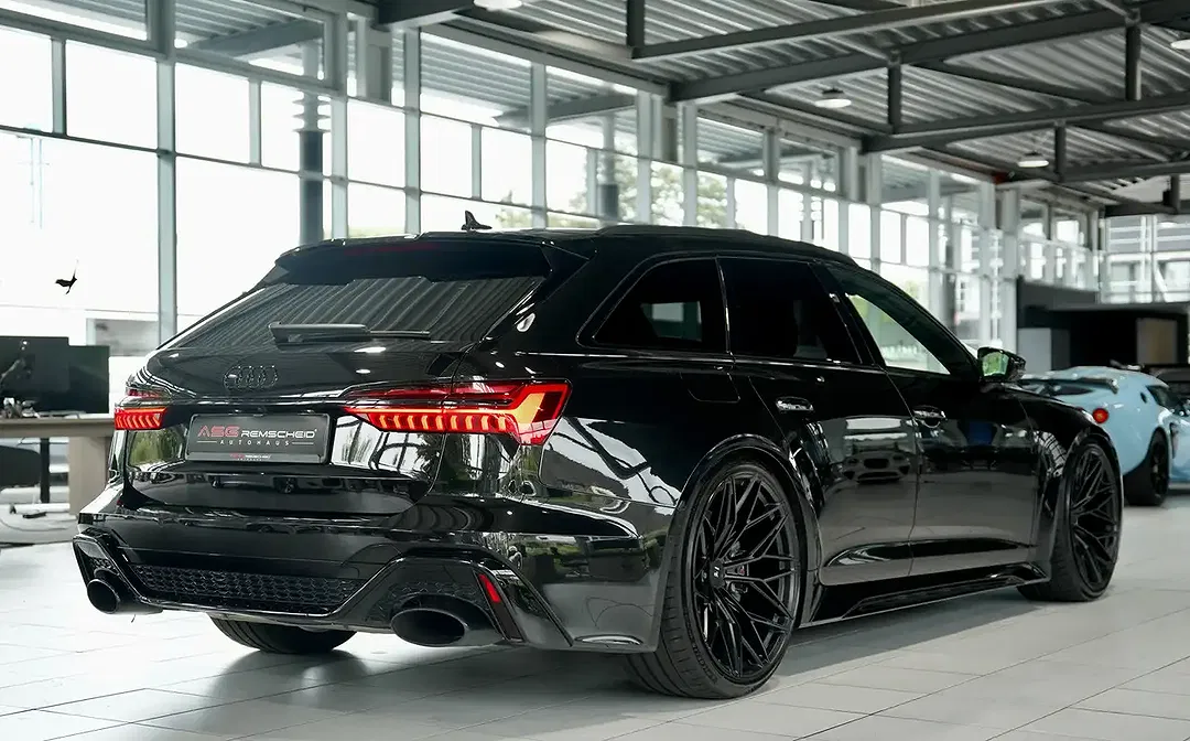 Audi RS6 - Thumbnail 9