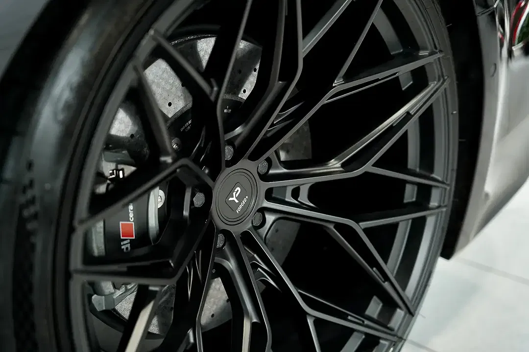 Audi RS6 - Thumbnail 14