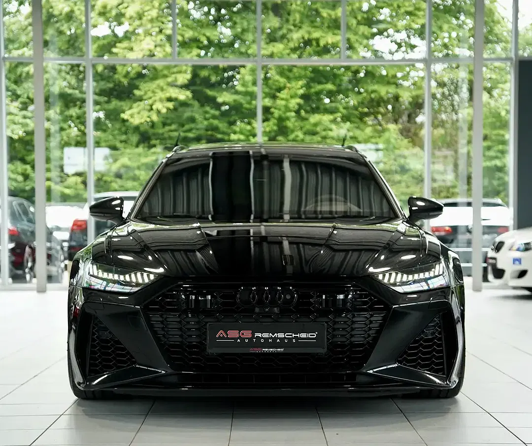 Audi RS6 - Thumbnail 2