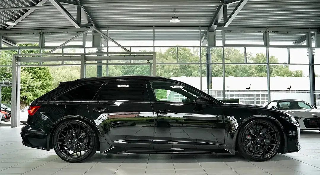 Audi RS6 - Thumbnail 5