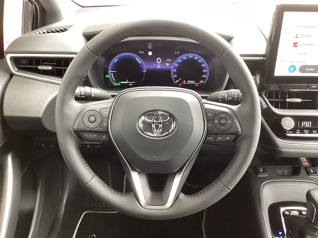 Toyota Corolla - Thumbnail 8
