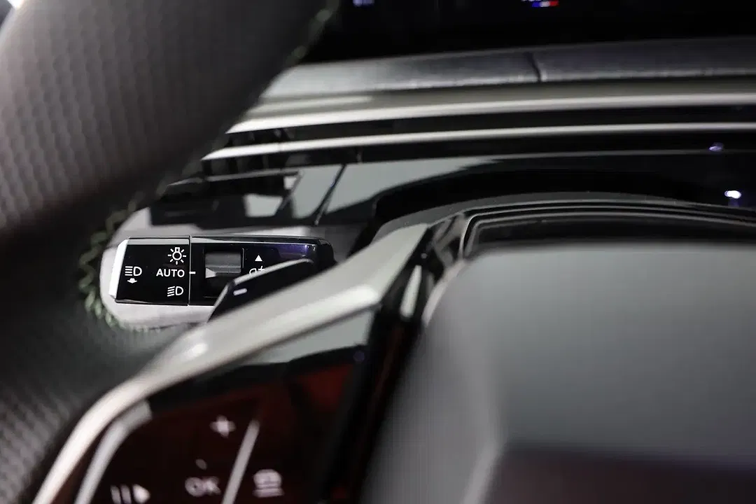 Peugeot 3008 - Thumbnail 18