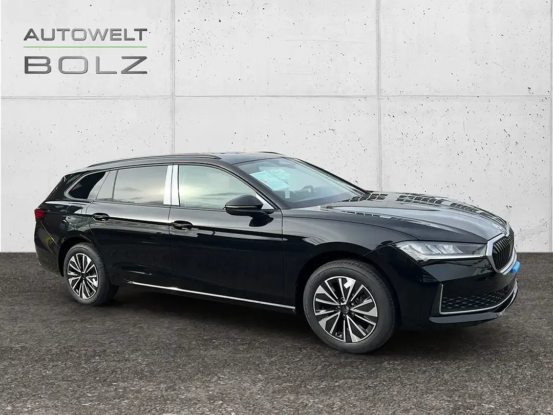 Skoda Superb - Thumbnail 2