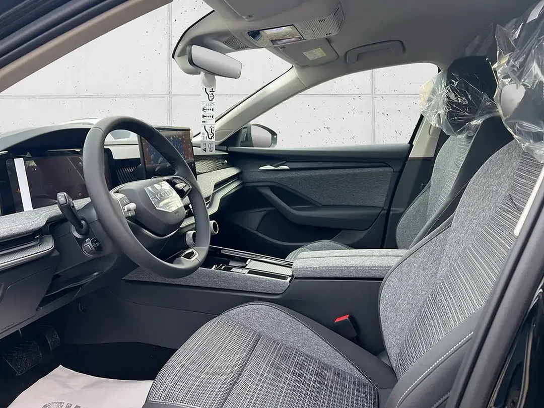 Skoda Superb - Thumbnail 8