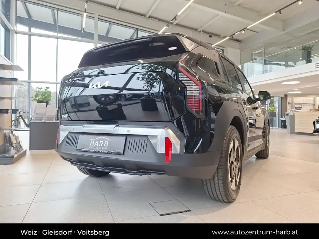 Kia EV3 - Thumbnail 7