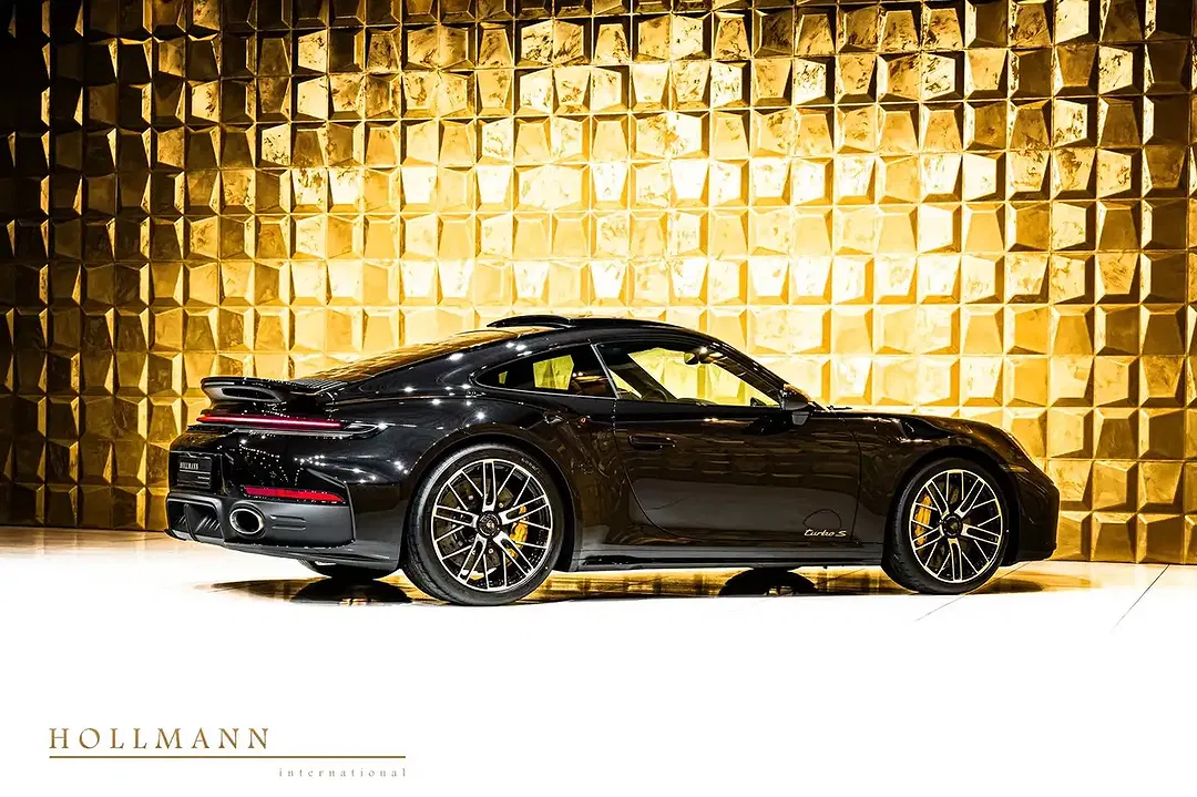Porsche 911 - Thumbnail 2
