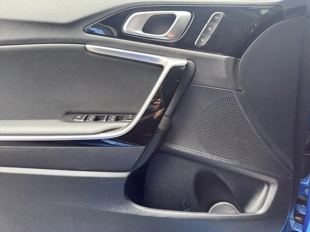 Kia XCeed - Thumbnail 15