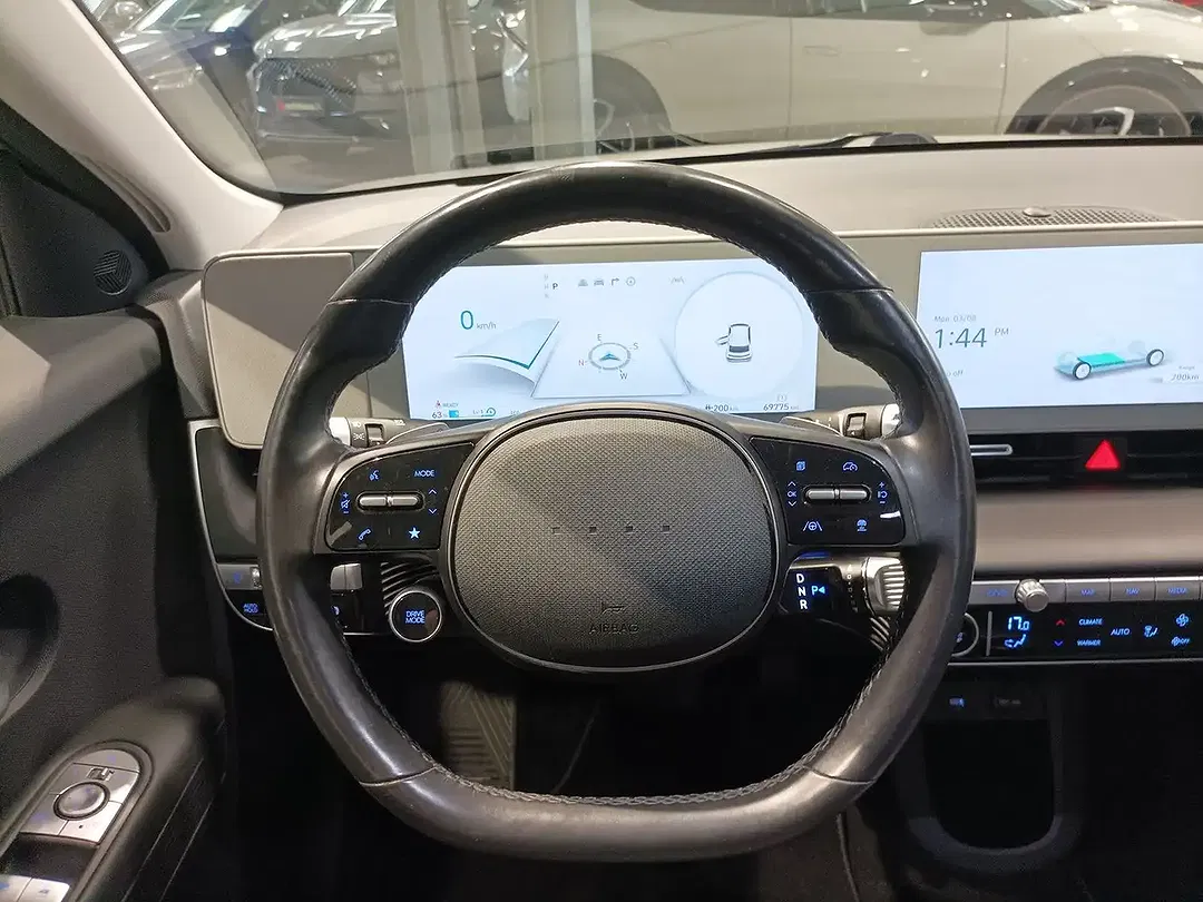 Hyundai IONIQ 5 - Thumbnail 10