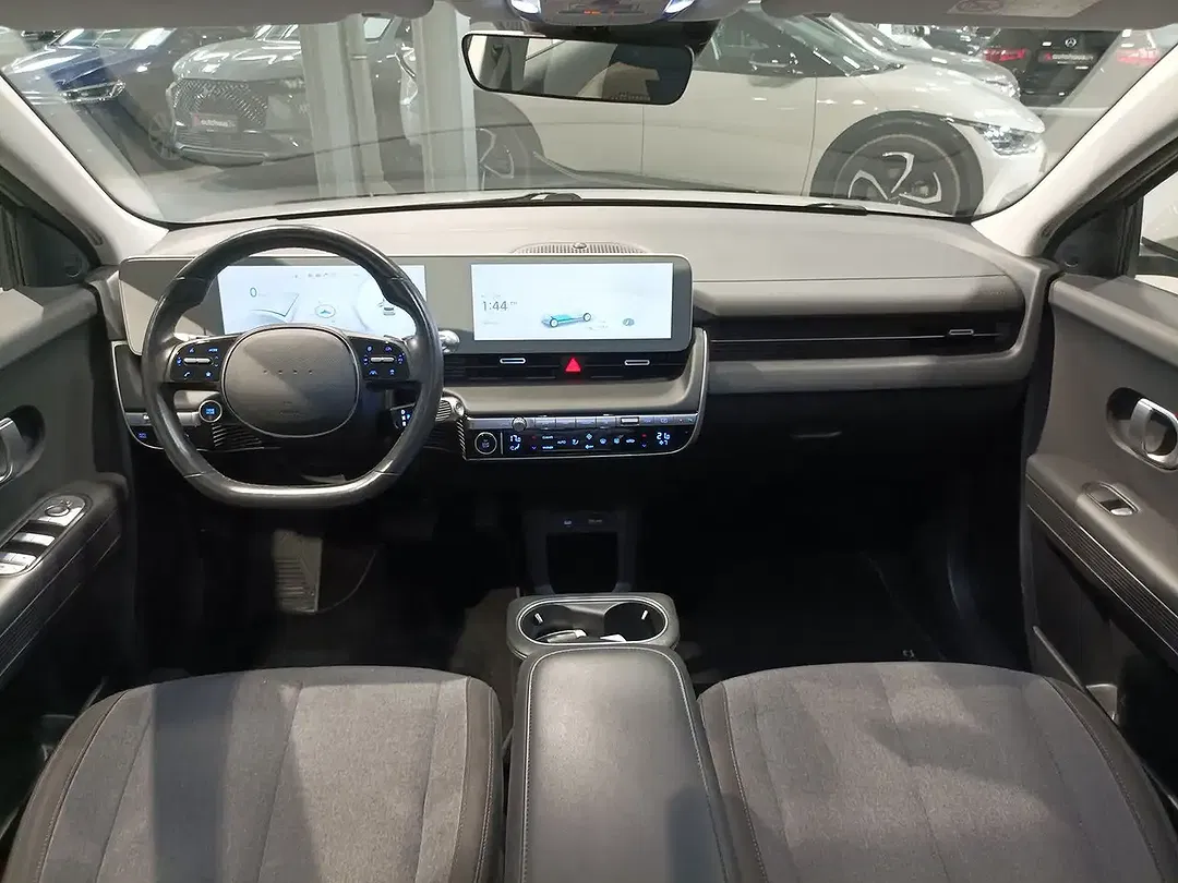 Hyundai IONIQ 5 - Thumbnail 9