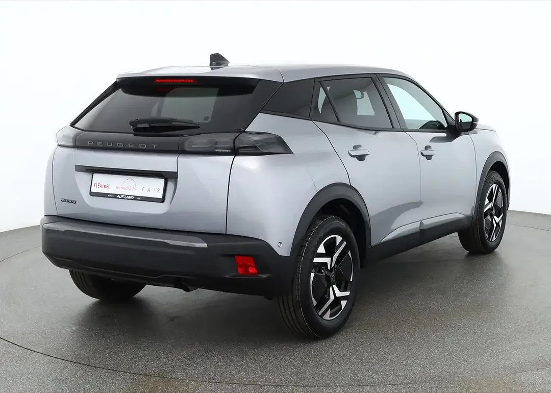 Peugeot 2008 - Thumbnail 4
