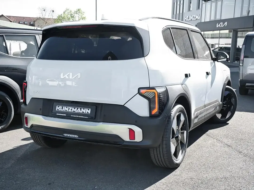 Kia EV2 - Thumbnail 3