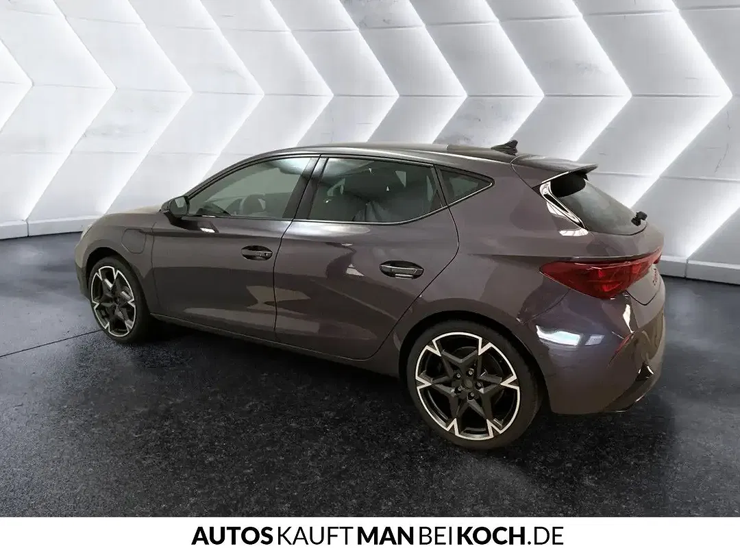 CUPRA Leon - Thumbnail 4