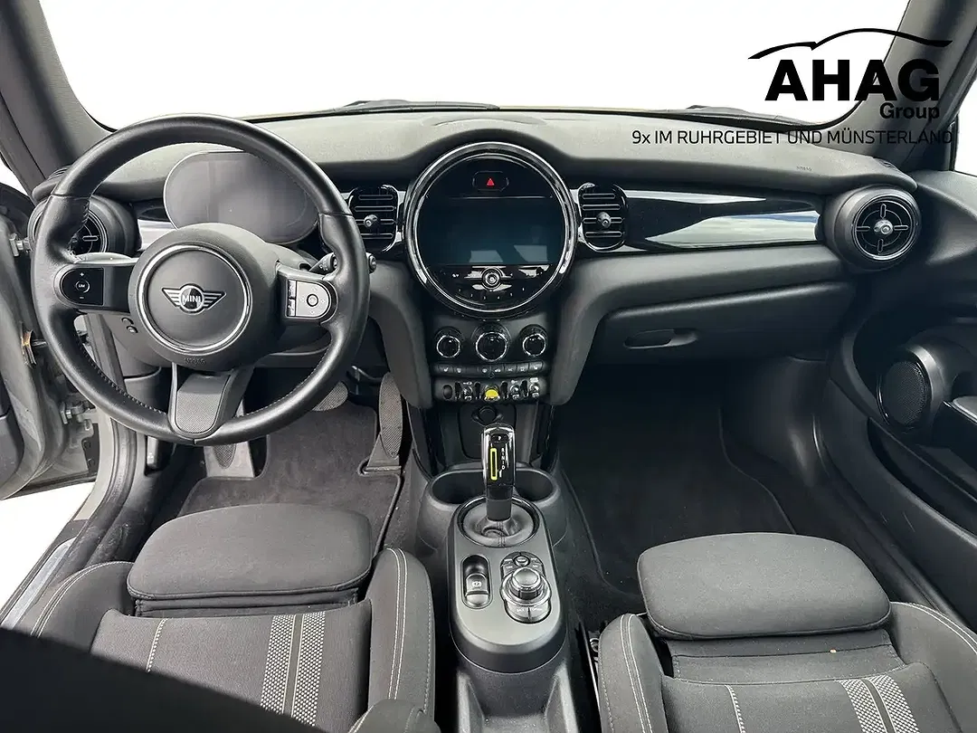 MINI Cooper SE - Thumbnail 9