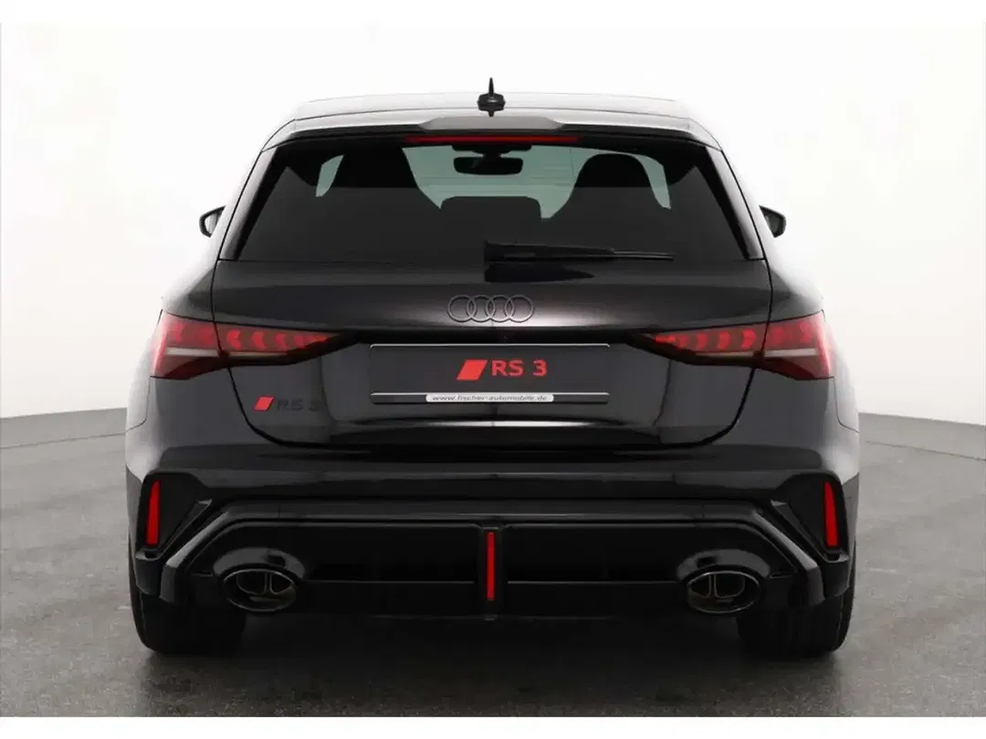Audi RS3 - Thumbnail 5