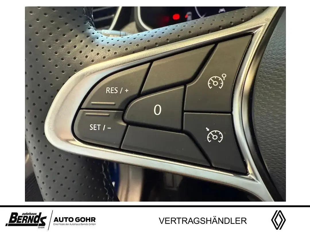 Renault Clio - Thumbnail 12