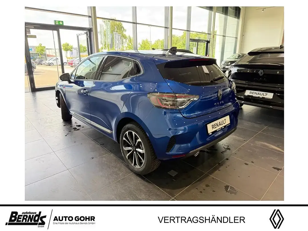 Renault Clio - Thumbnail 3