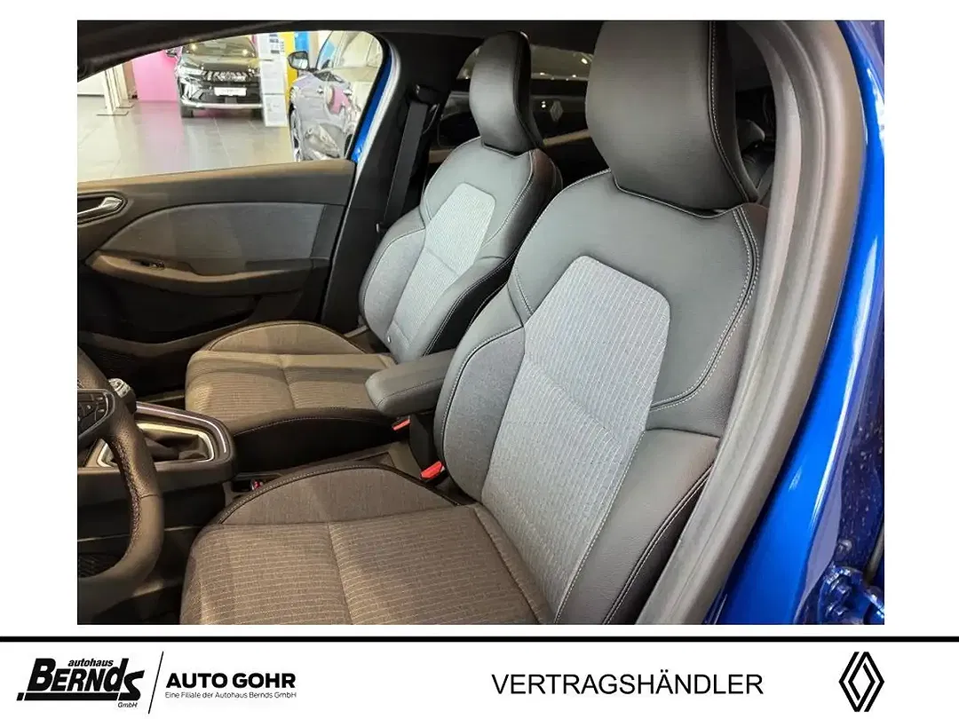 Renault Clio - Thumbnail 8