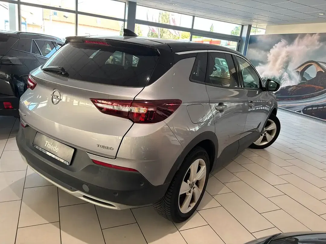 Opel Grandland X - Thumbnail 5