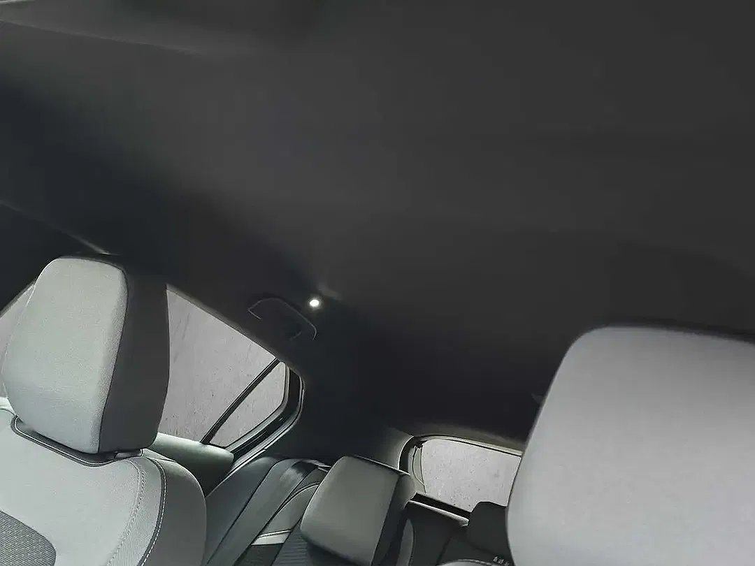 Opel Astra - Thumbnail 11