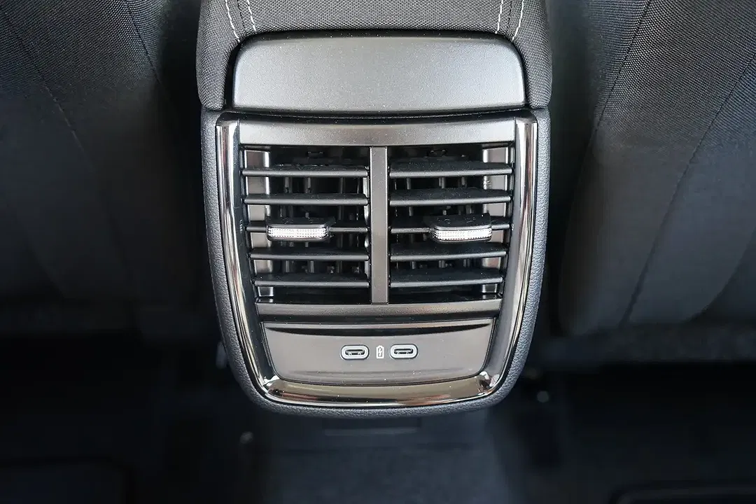 Skoda Kamiq - Thumbnail 11