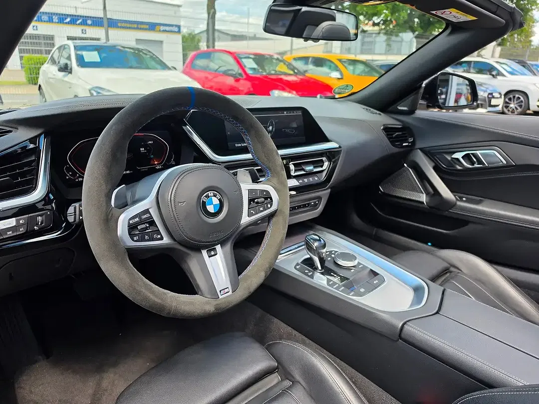 BMW Z4 - Thumbnail 11